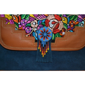 Torebka ze skóry etno w granatowym kolorze  z koralikami mullo .